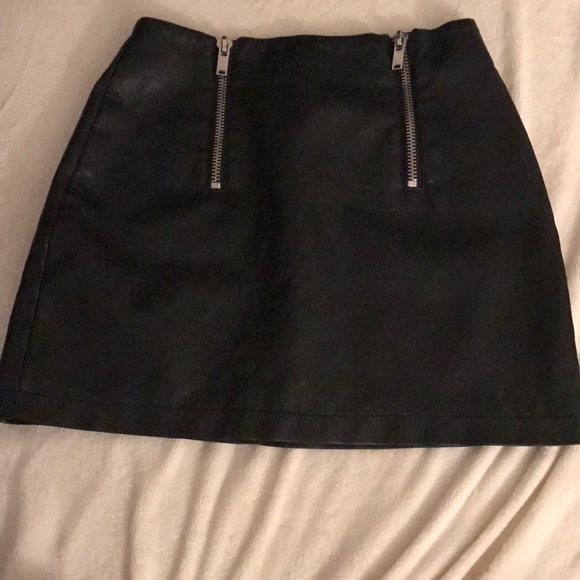 Forever 21 Dresses & Skirts - Forever 21 leather like skirt